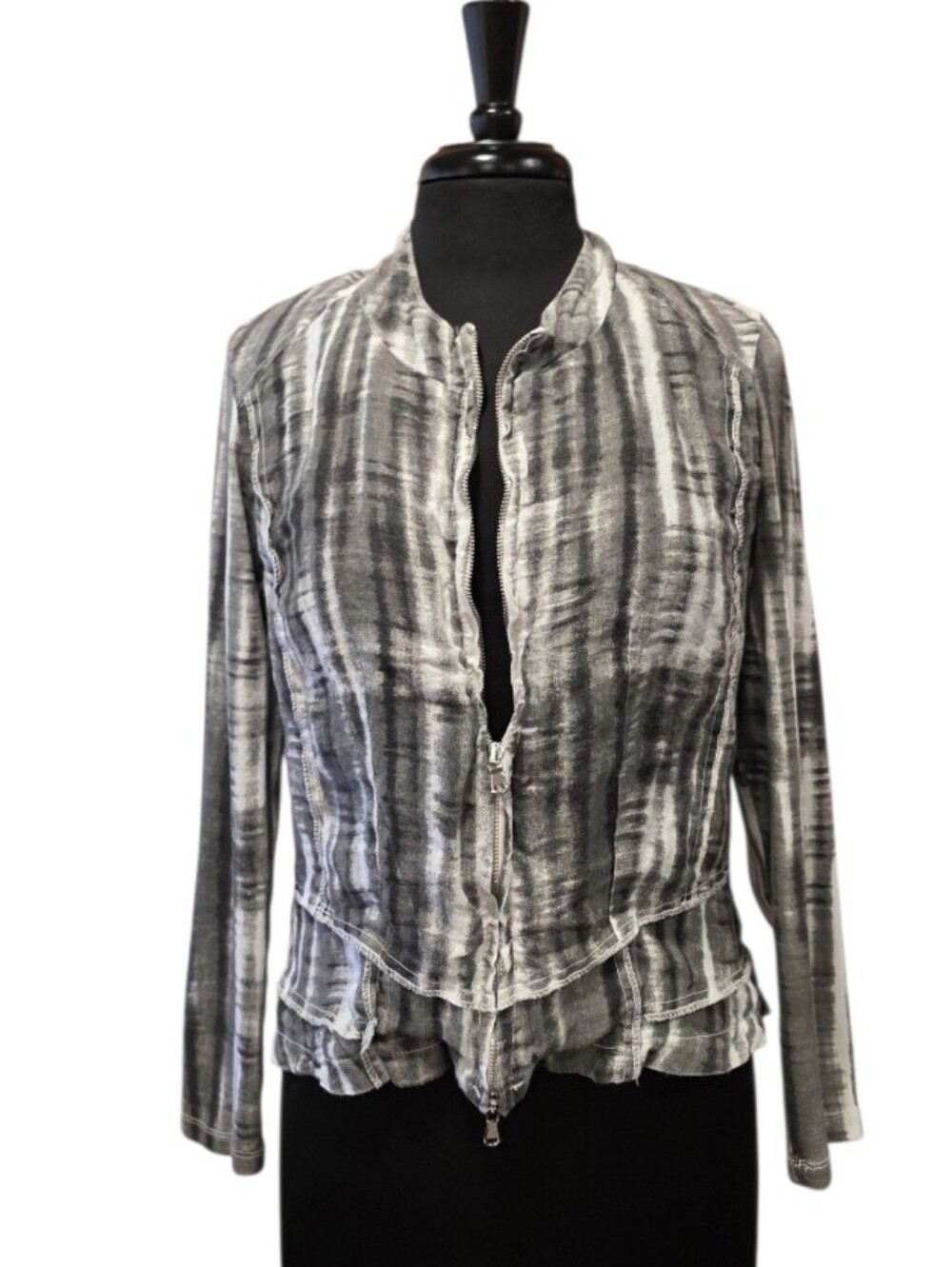 Women’s Gray Striped Lightweight Button-Down Jacket